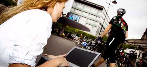 在线超级轰炸电话网页版